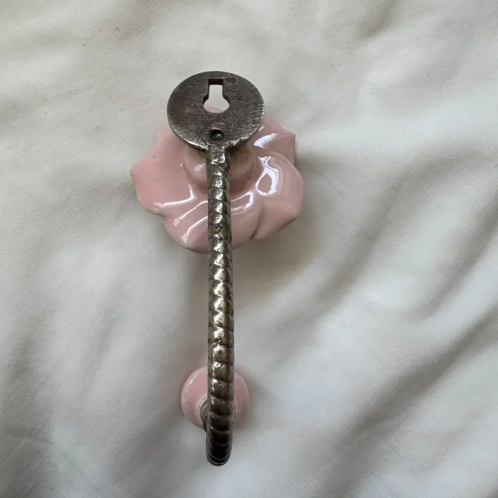 EUC, Anthropologie Floral Ceramic Wall Hook, Light Dusty Pink / Silver, One Size